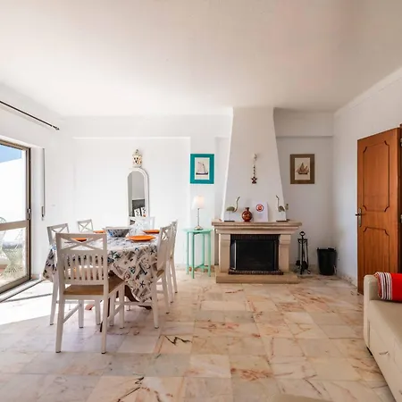 Casa Cerro Branco *